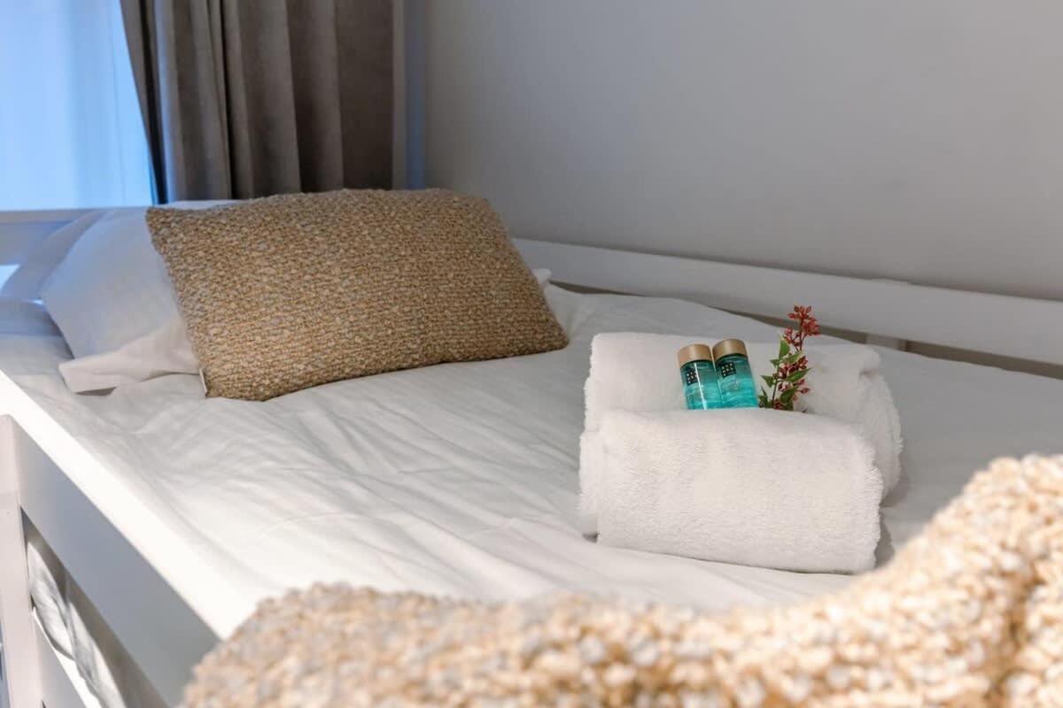 Huswell - Cosy Apartment On Top Location In De Haan Esterno foto